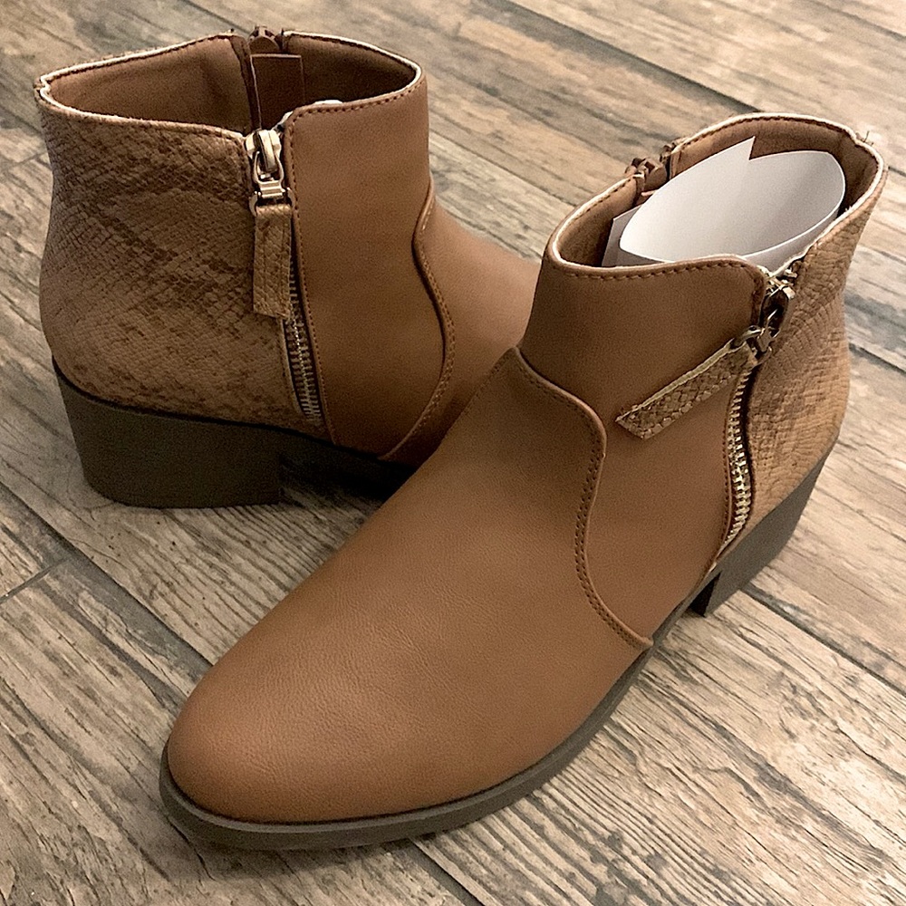 ⭐️NIB WANTED Ankle Boots Size 7⭐️